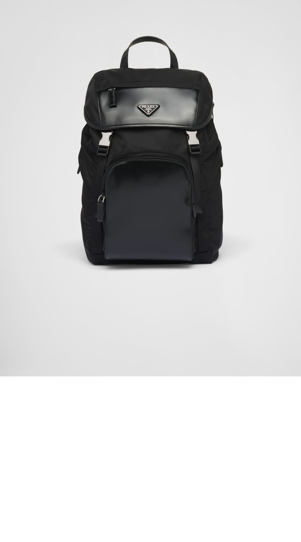 프라다 광택 레더 백팩 2VZ135