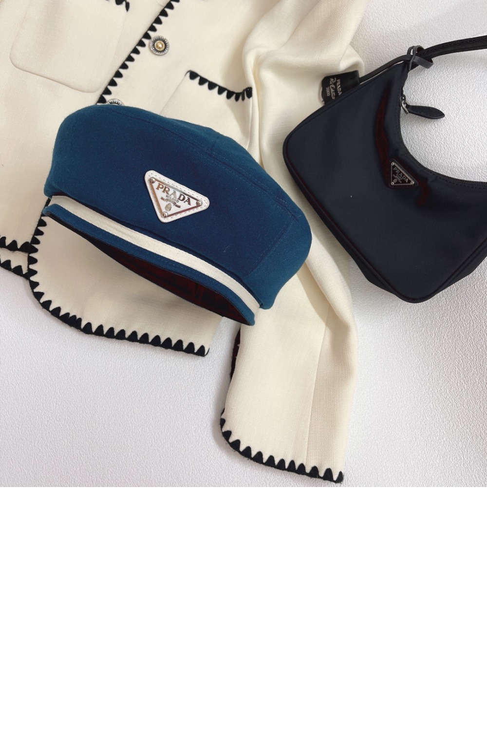 프라다 베레모 2HC429