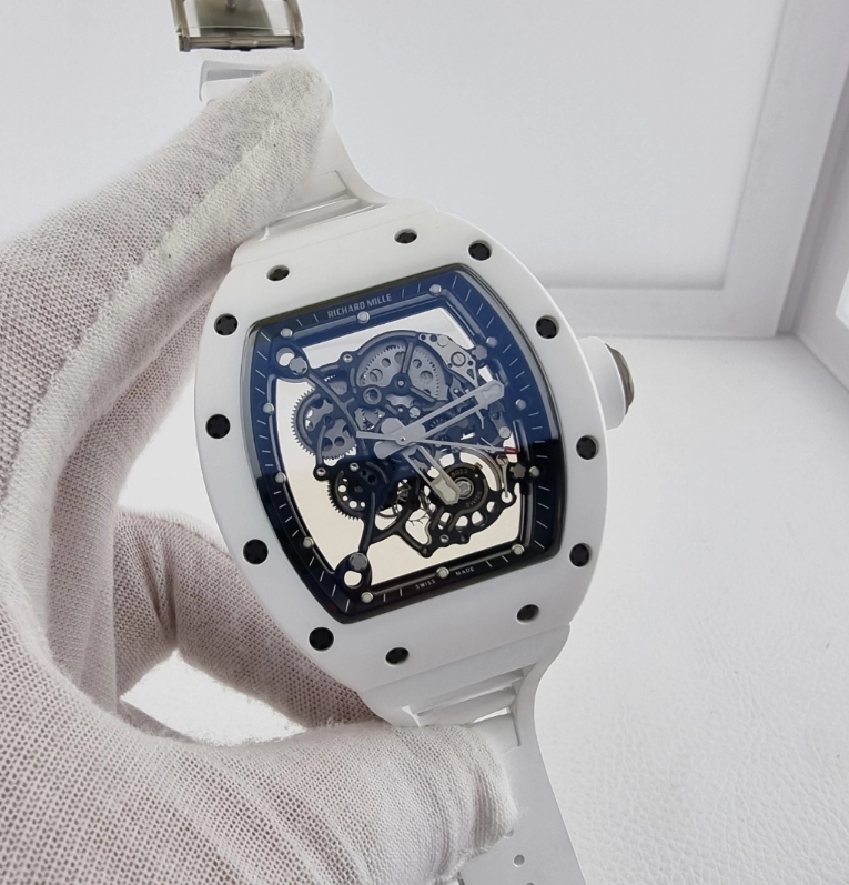리차드밀 부바왓슨 RM-055 블랙&화이트세라믹 스켈레톤다이얼 화이트러버스트랩 RICHARD MILLE RM-055