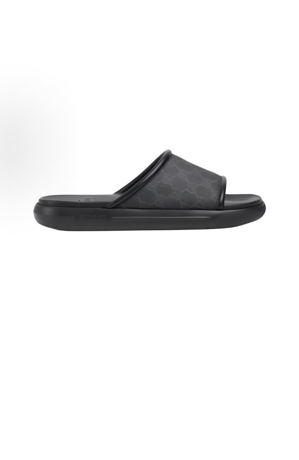 구찌 GG 수프림 슬리퍼 816356