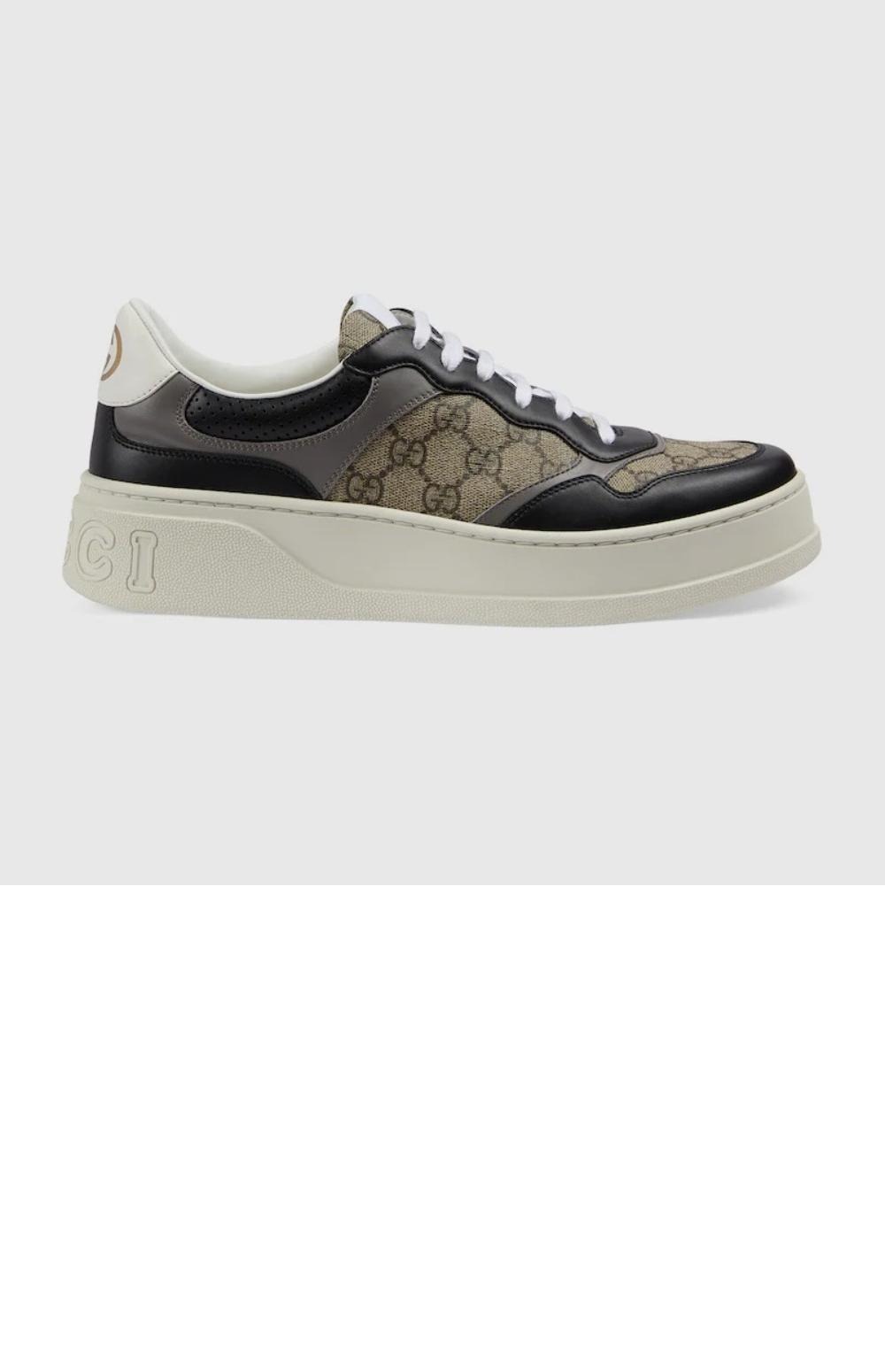 구찌 GG 엠보스 스니커즈 669582
