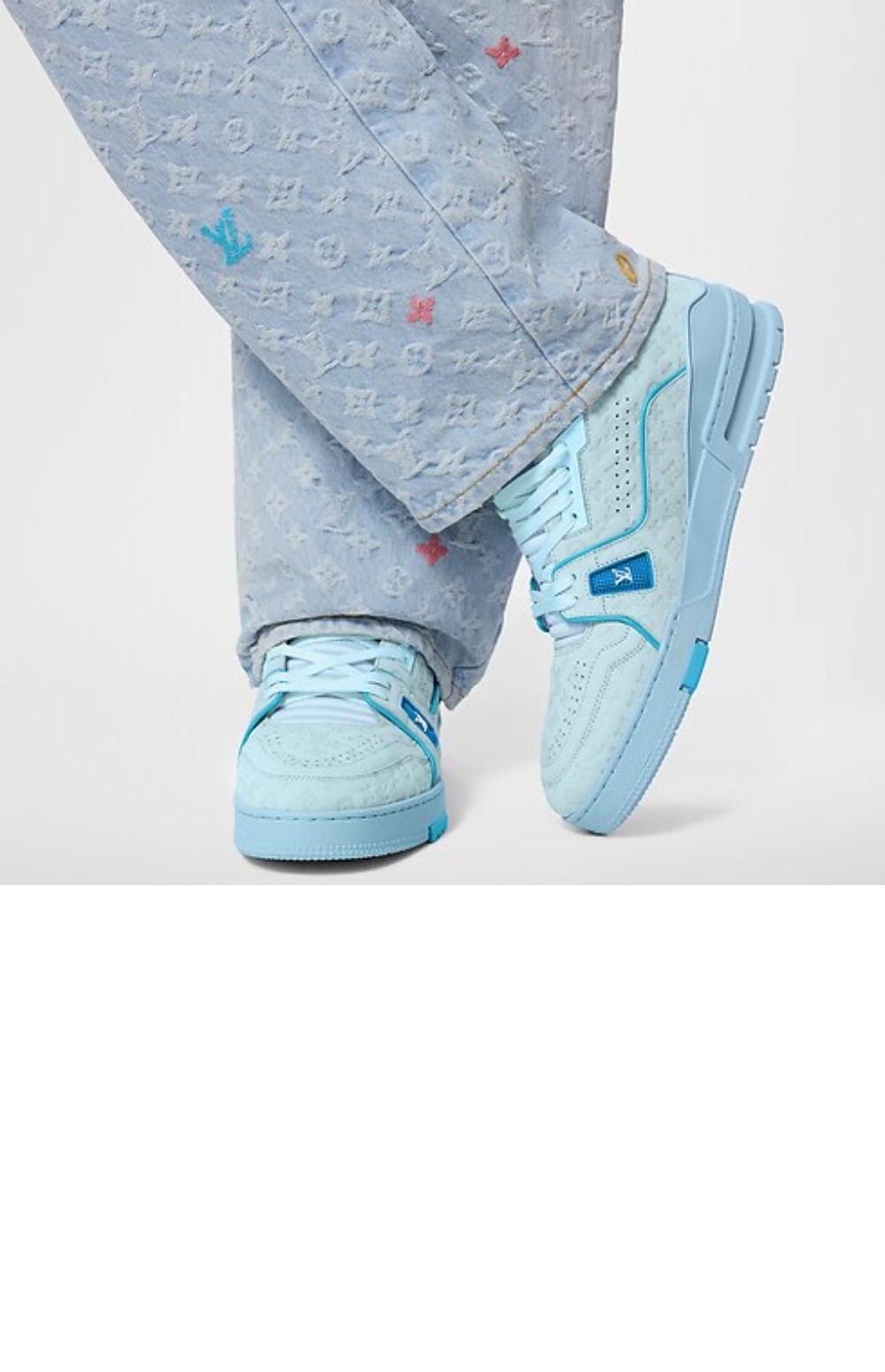 루이비통 트레이너 스니커즈 1ACRYF