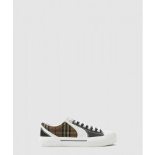 버버리 가죽 스니커즈 80654481