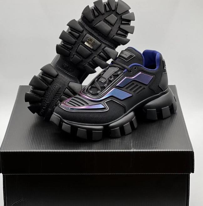 프라다 클라우드 버스트 썬더 스니커즈