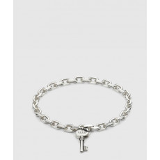 구찌 키가 달린 트레이드마크 체인 팔찌 796345