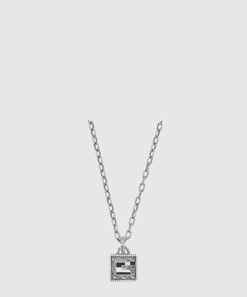 구찌 스퀘어 G 크로스 실버 목걸이 552768