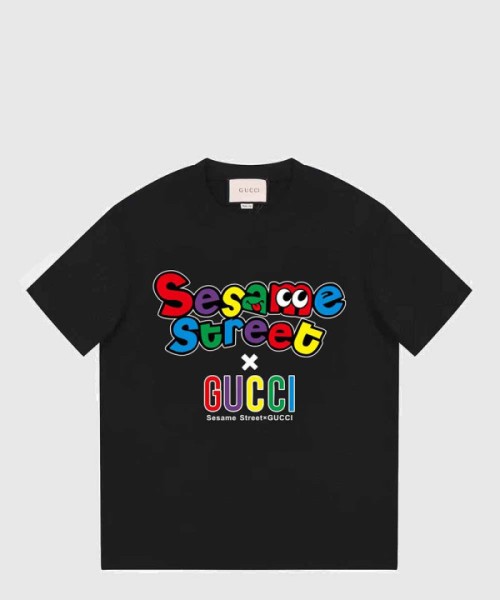 구찌 로고 프린트 반팔