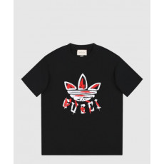 구찌 로고 프린트 반팔