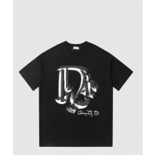 디올 로고 프린트 반팔