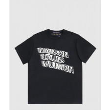 루이비통 로고 프린트 반팔