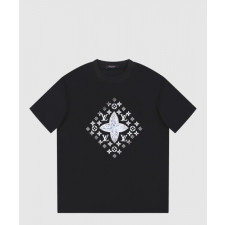 루이비통 로고 프린트 반팔