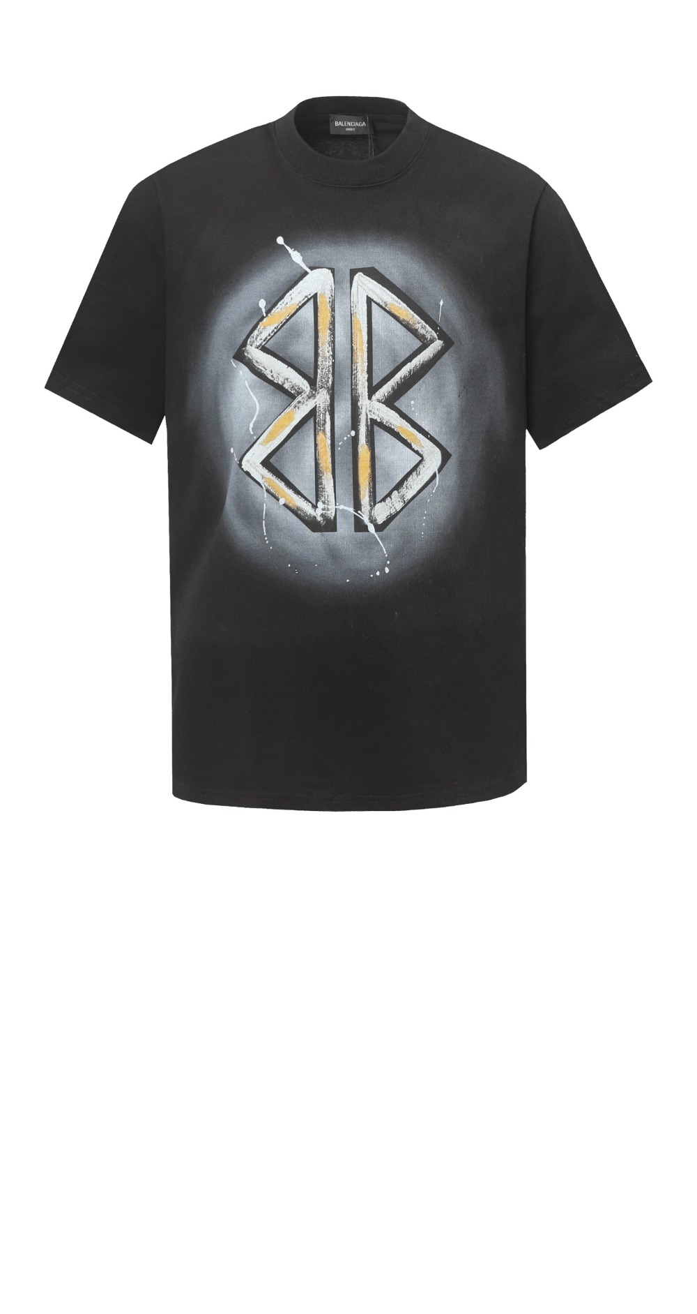 발렌시아가 티셔츠