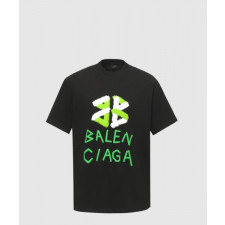 발렌시아가 티셔츠