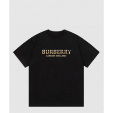 버버리 로고 프린트 반팔