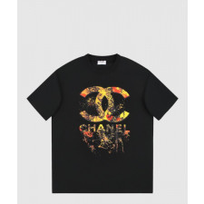 샤넬 로고 프린트 반팔