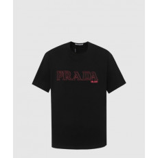 프라다 로고 프린트 반팔