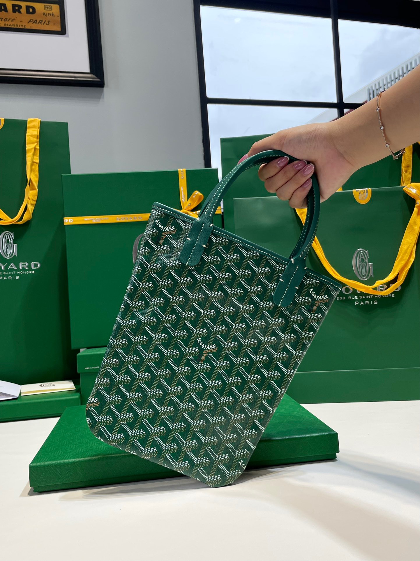 고야드 포아티에 토트백 그린