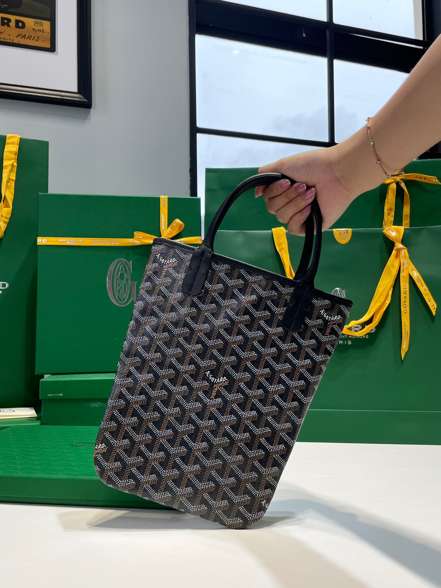 고야드 포아티에 토트백 블랙