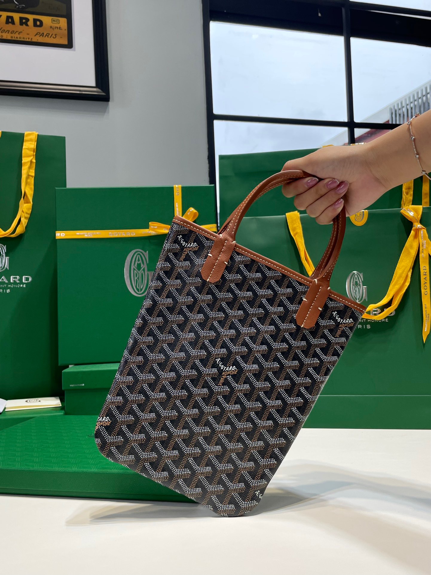 고야드 포아티에 토트백 블랙 탄