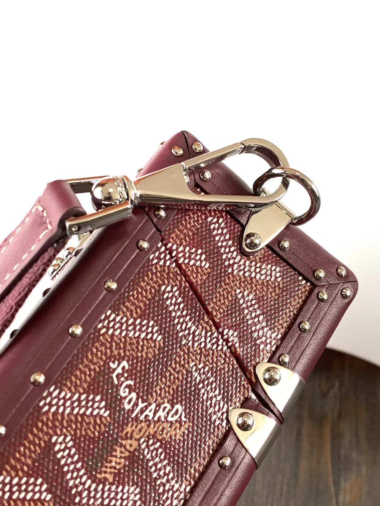 고야드 카세트 트렁크 백 버건디