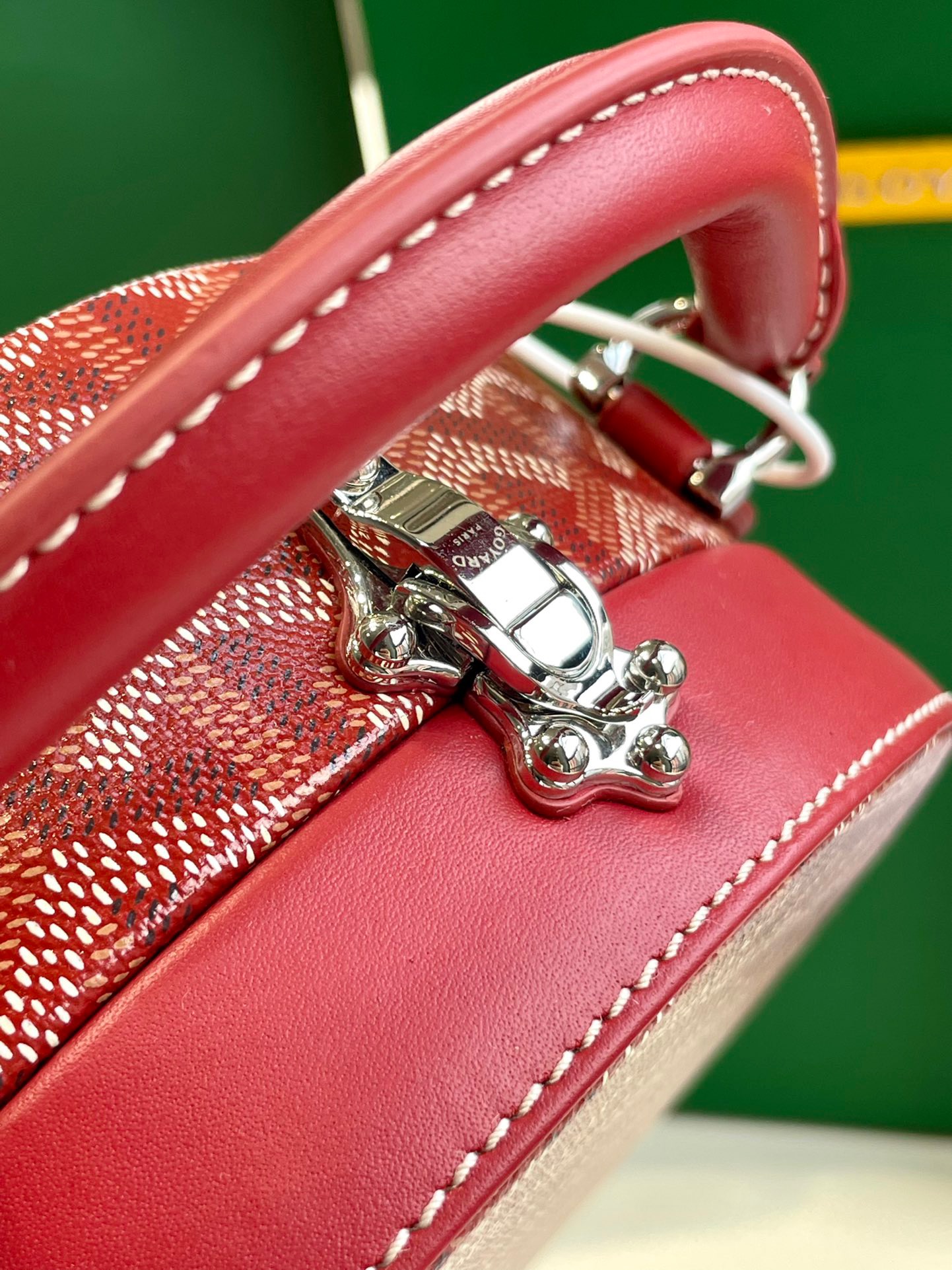 고야드 알토 후드백 레드