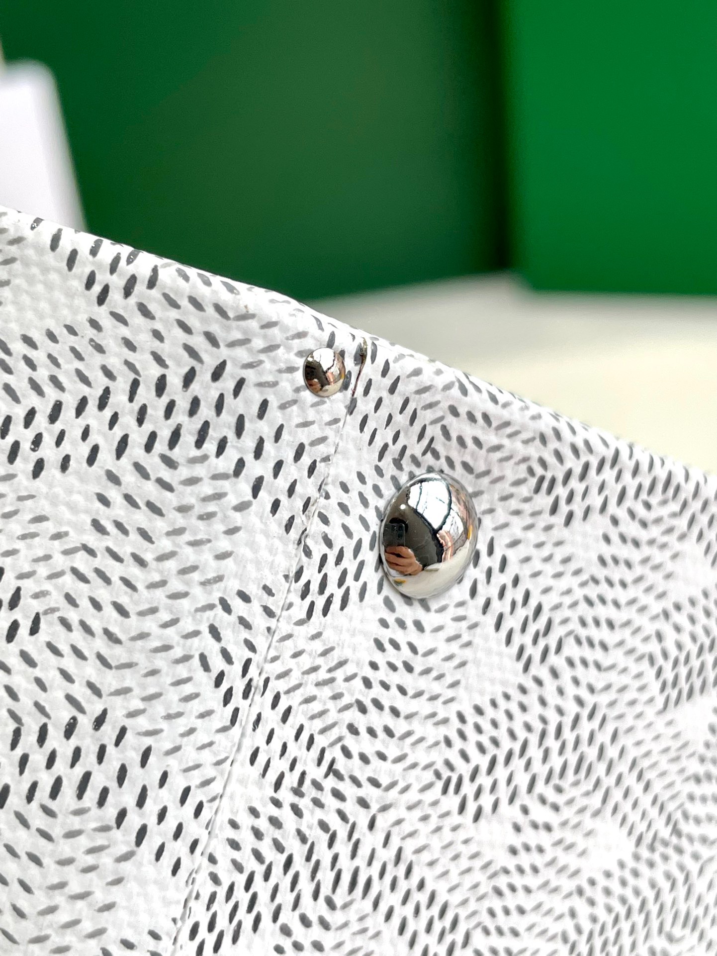 고야드 알토 후드백 화이트