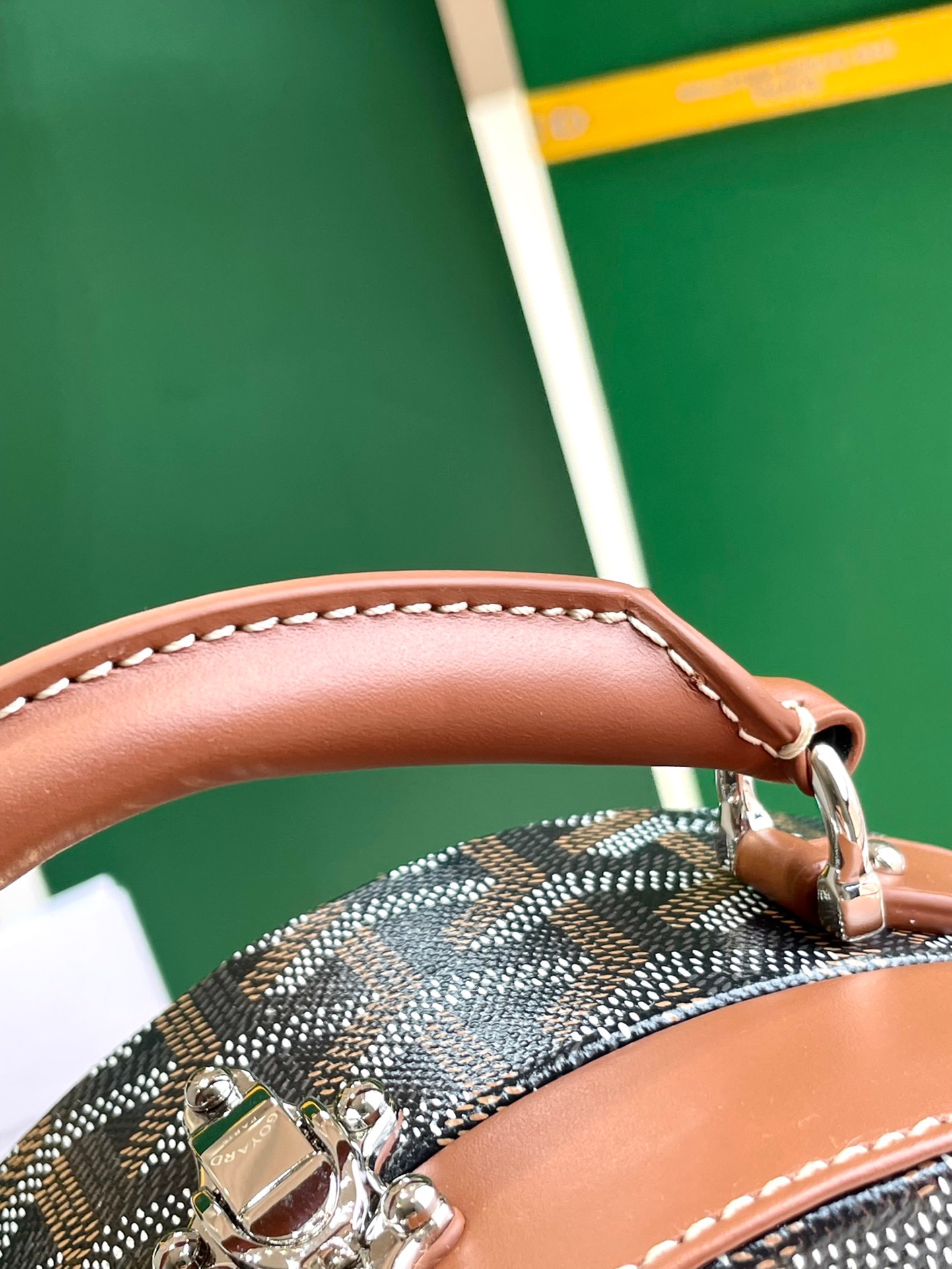 고야드 알토 후드백 블랙 탄