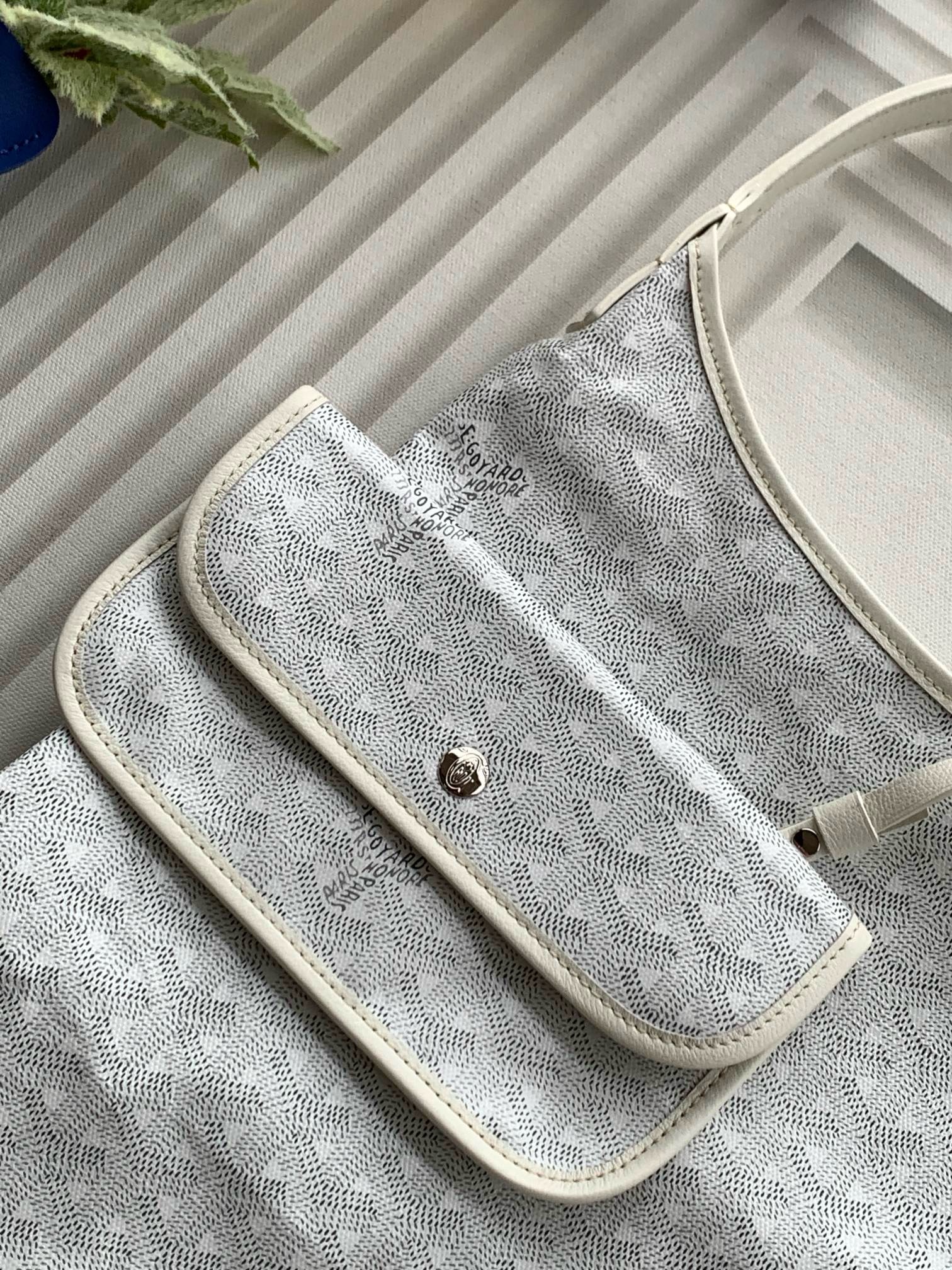 고야드 보헴 호보백 화이트