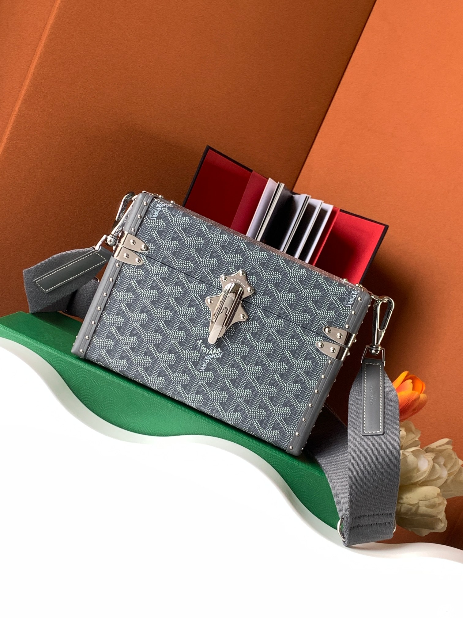 고야드 카세트 트렁크 백 그레이