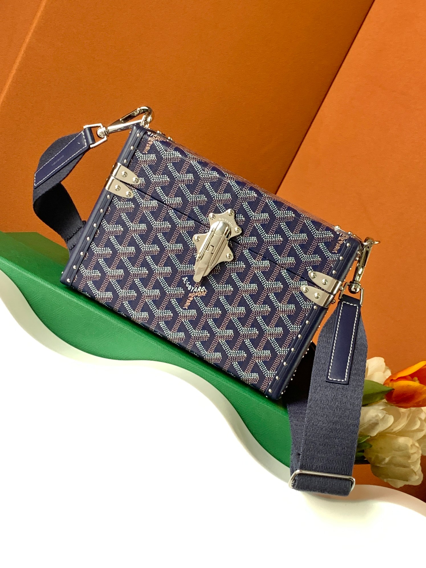 고야드 카세트 트렁크 백 마린 블루