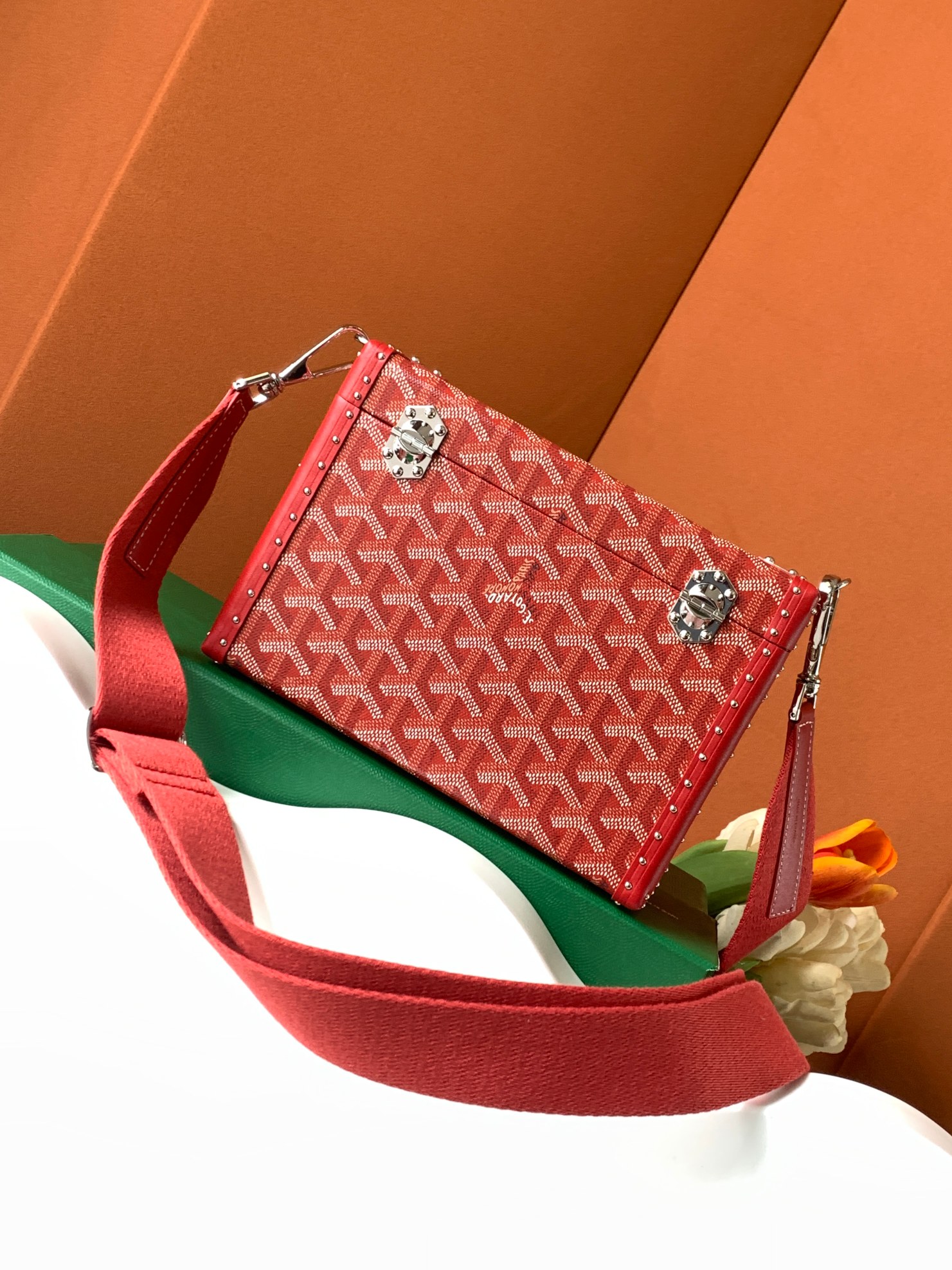 고야드 카세트 트렁크 백 레드