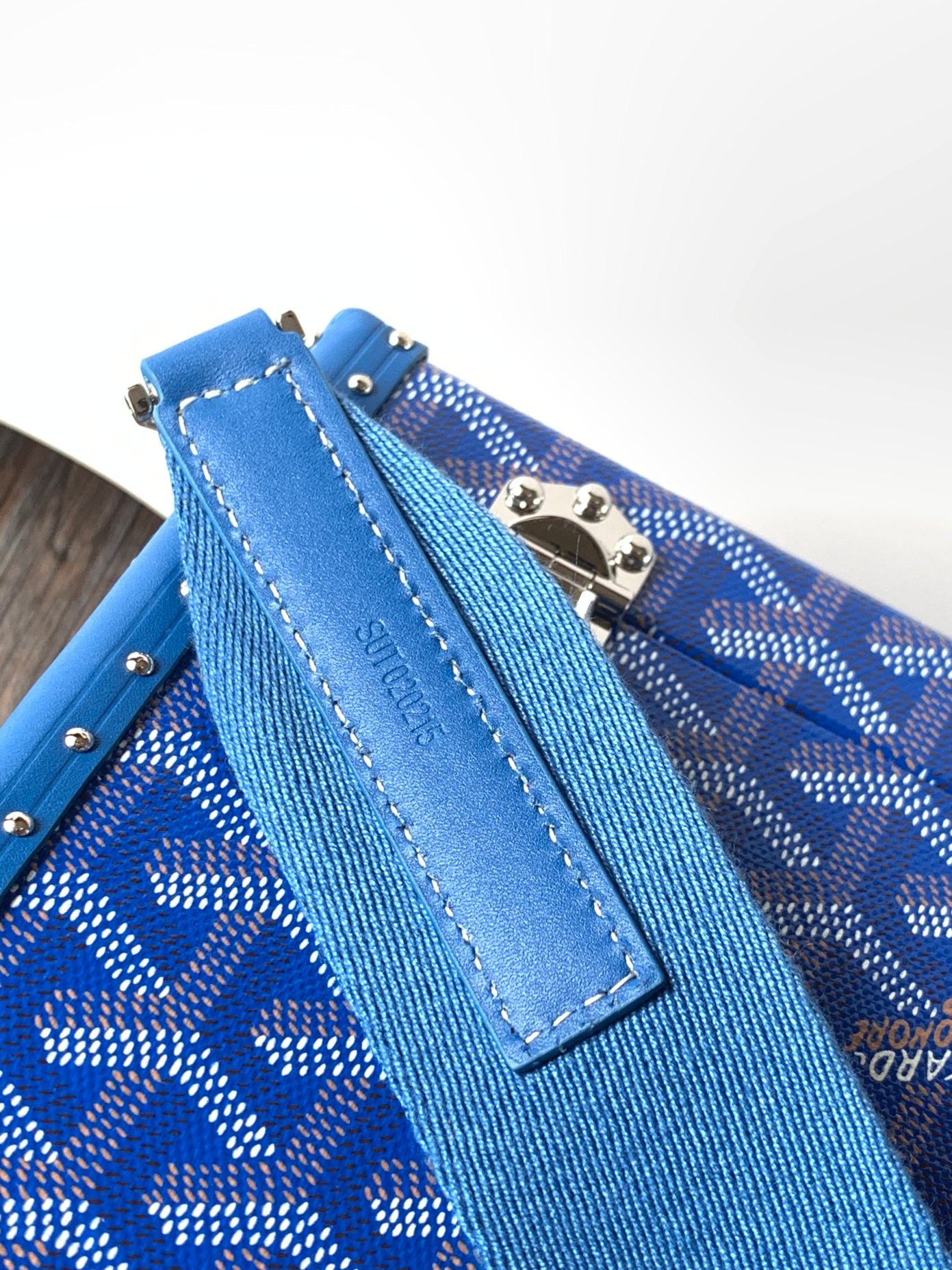 고야드 카세트 트렁크 백 스카이 블루