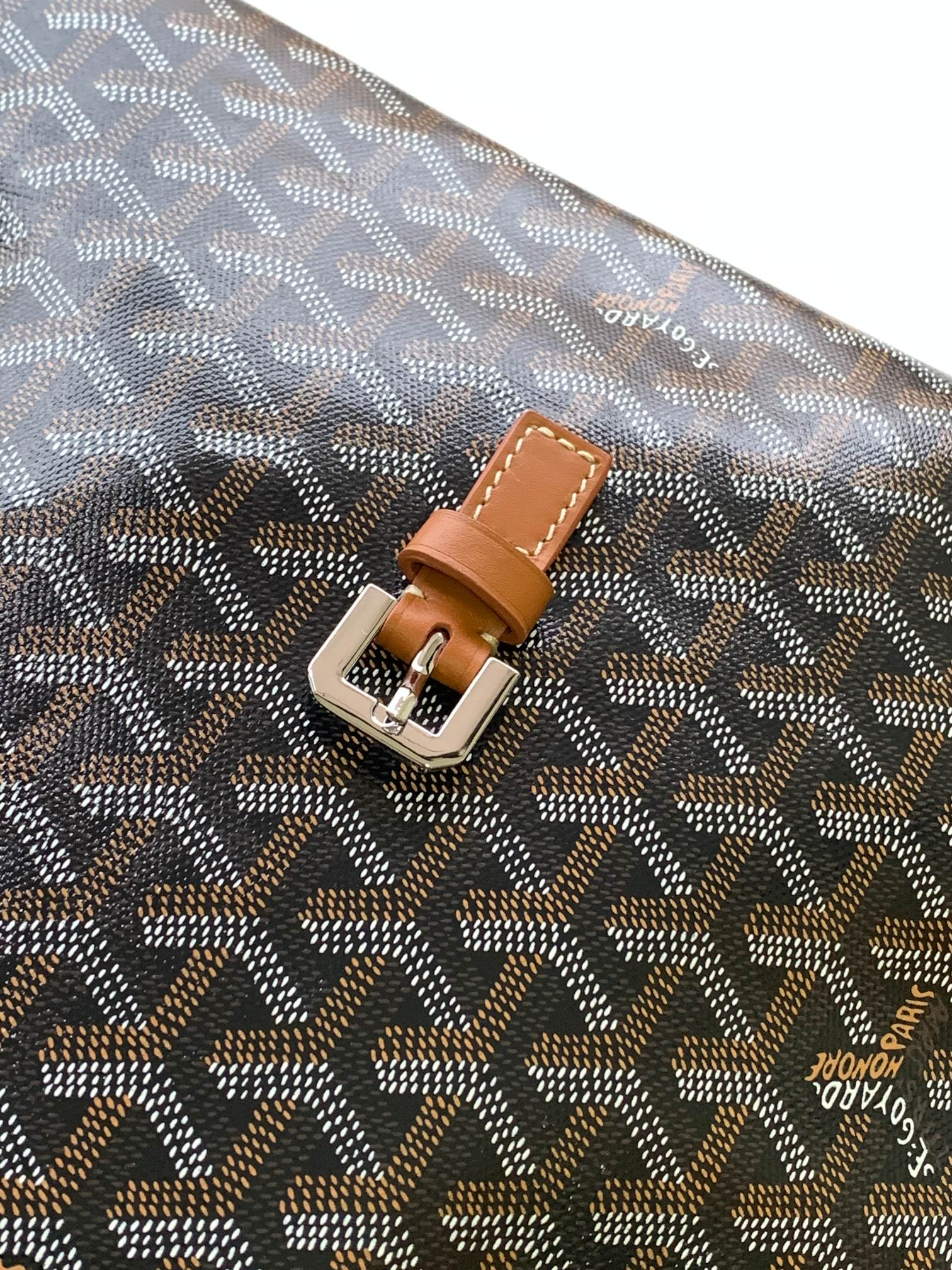 고야드 카페티엔 메신저백 MM 블랙 탄