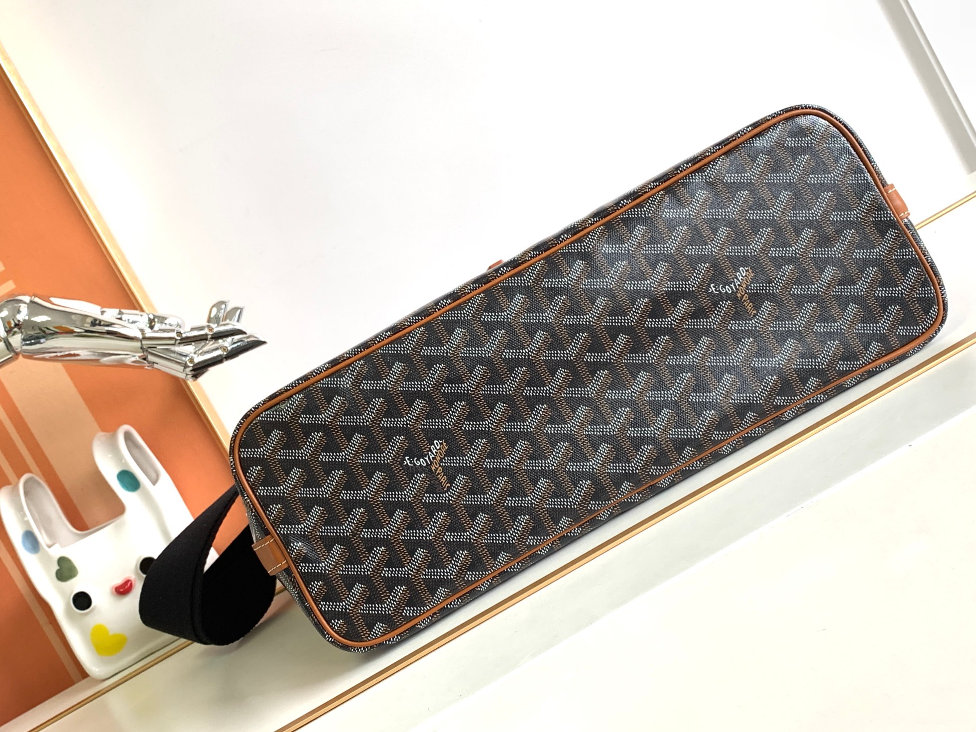 고야드 카페티엔 메신저백 MM 블랙 탄