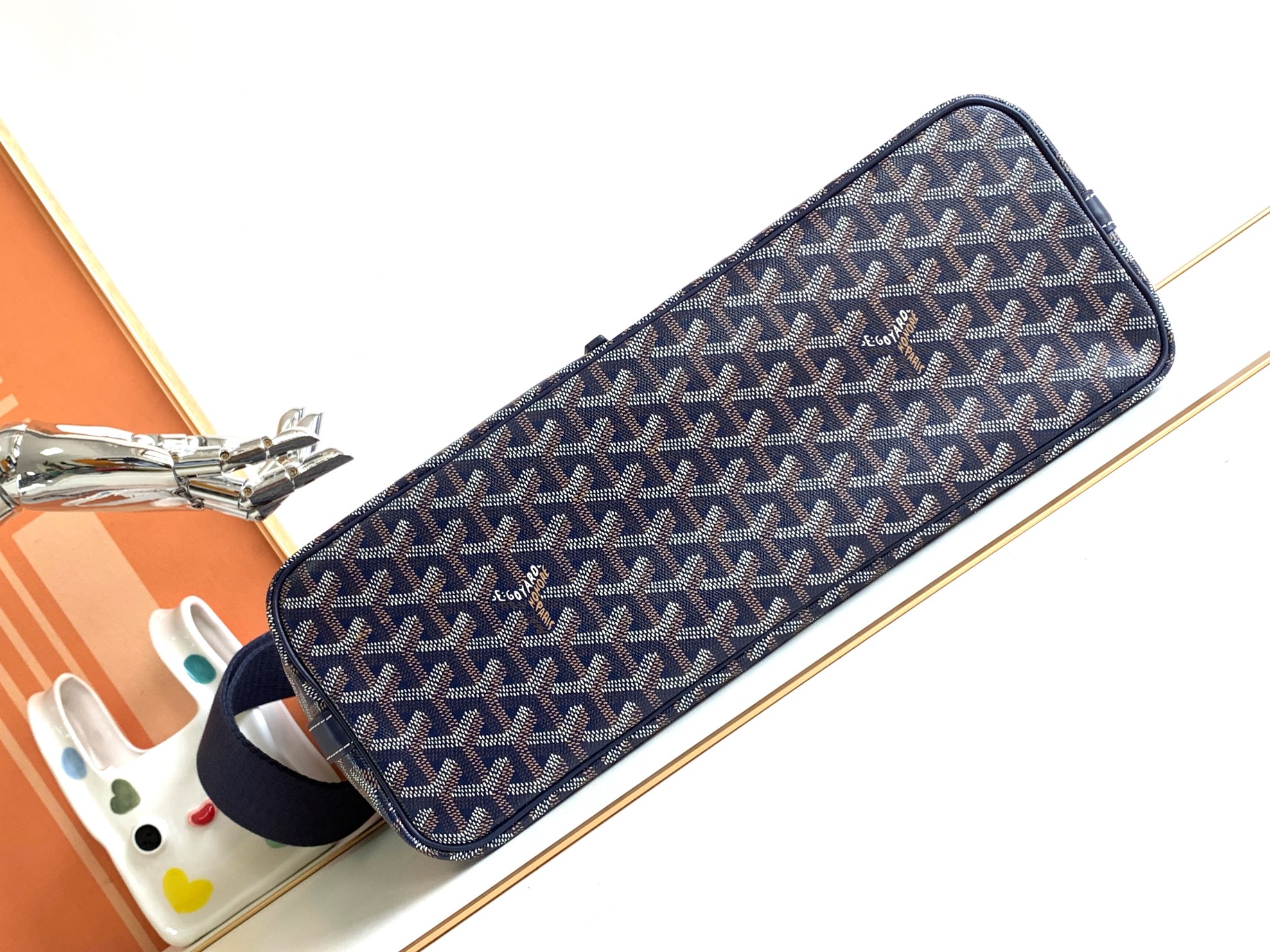 고야드 카페티엔 메신저백 MM 마린 블루