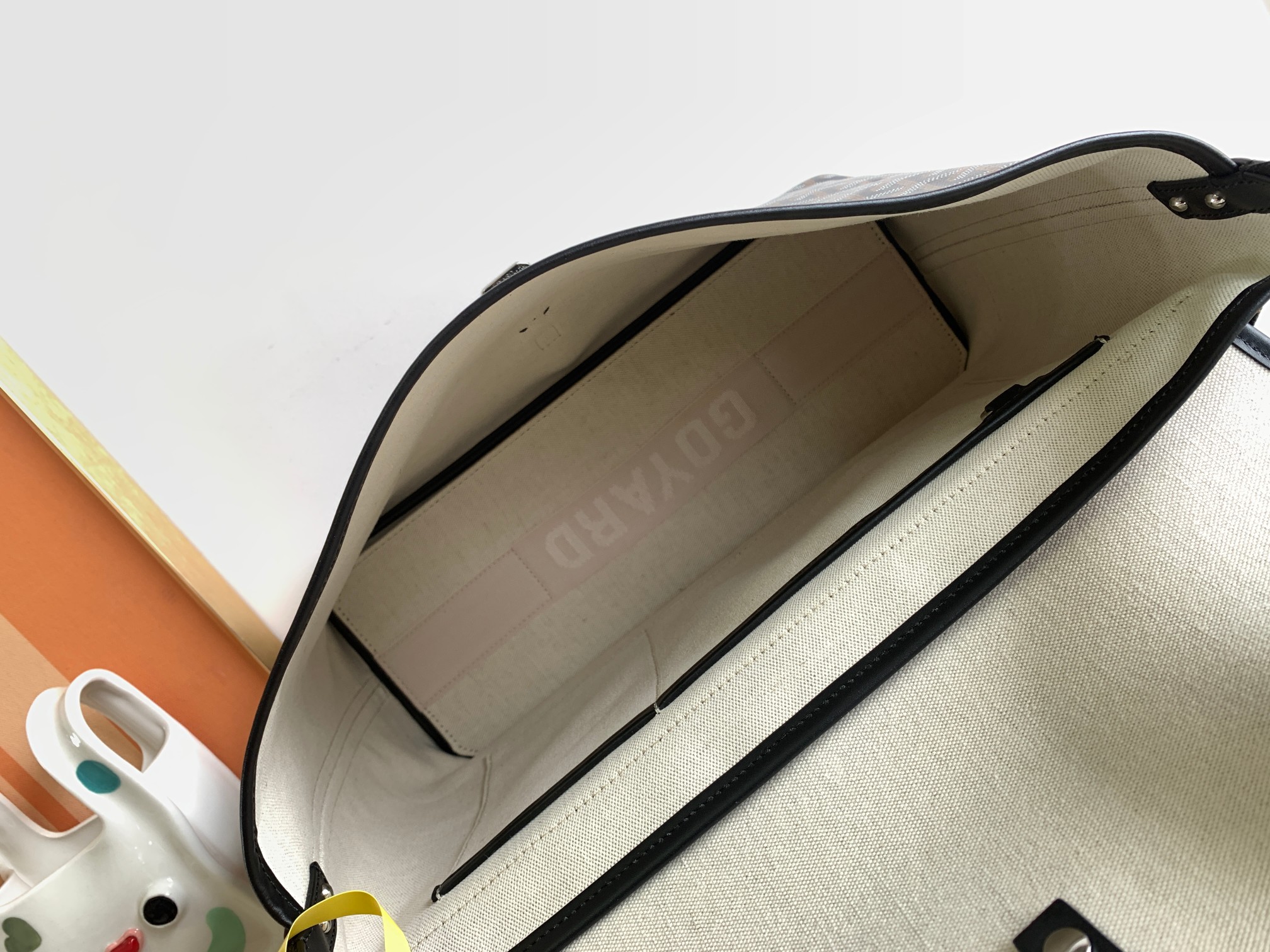 고야드 카페티엔 메신저백 MM 블랙