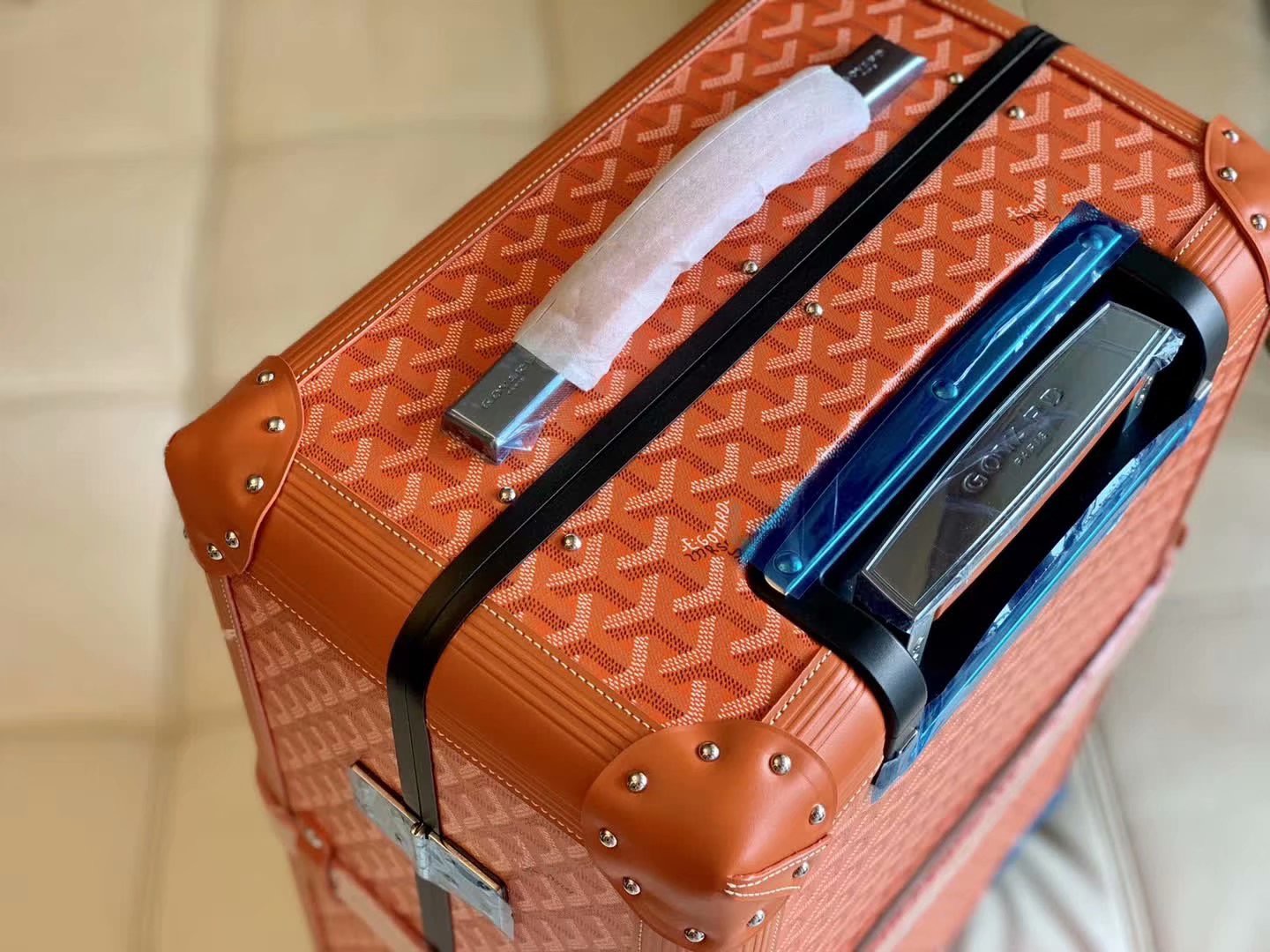 고야드 캐리어 오렌지