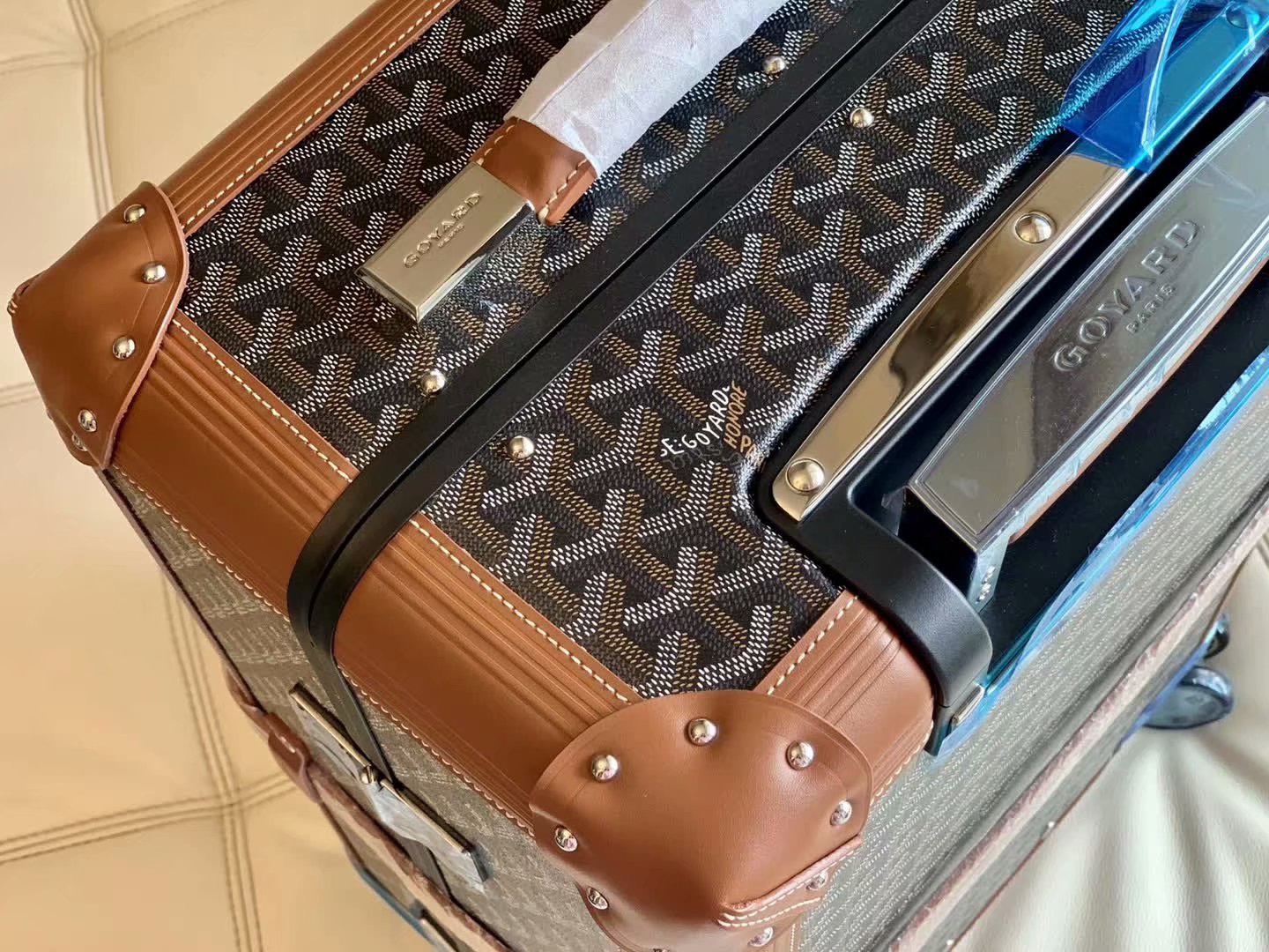 고야드 캐리어 블랙 탄