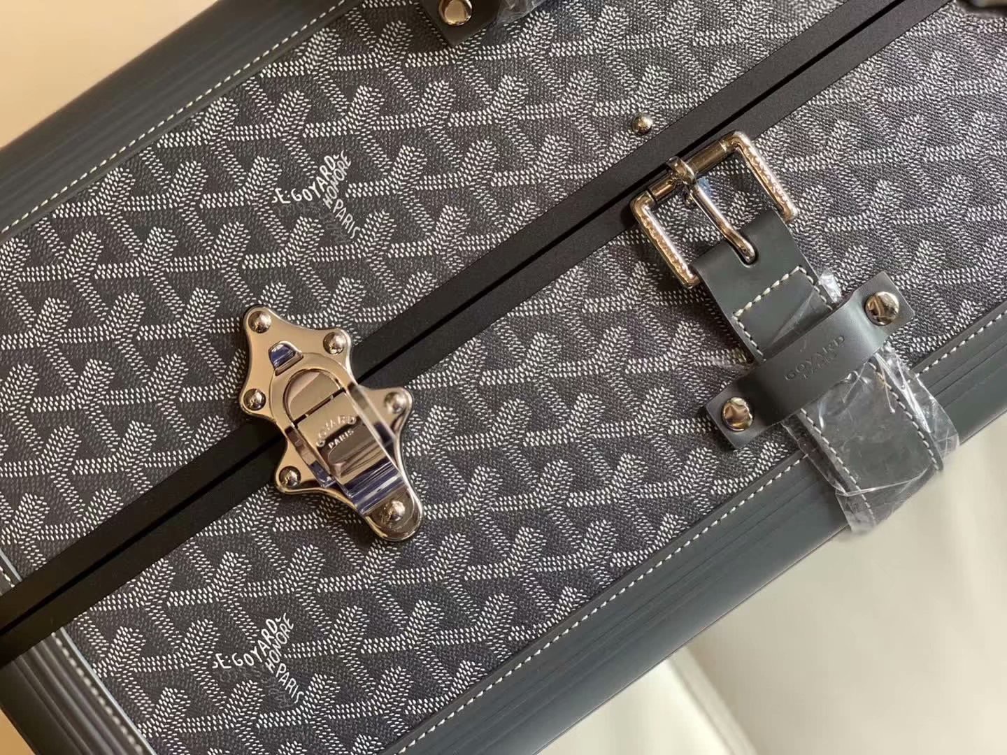 고야드 캐리어 그레이