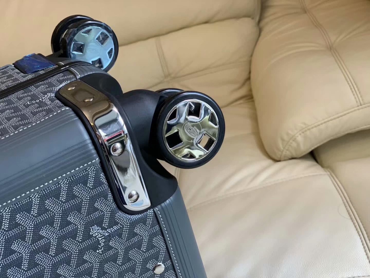 고야드 캐리어 그레이