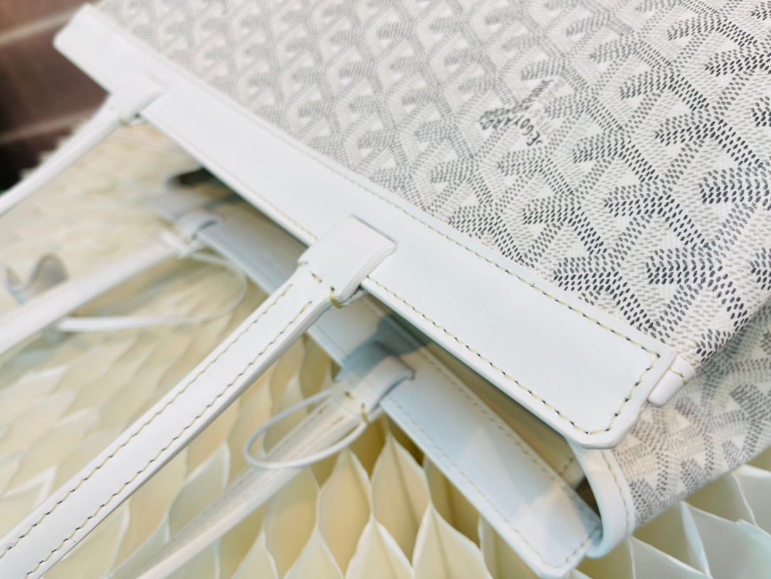 고야드 벨샤스 화이트