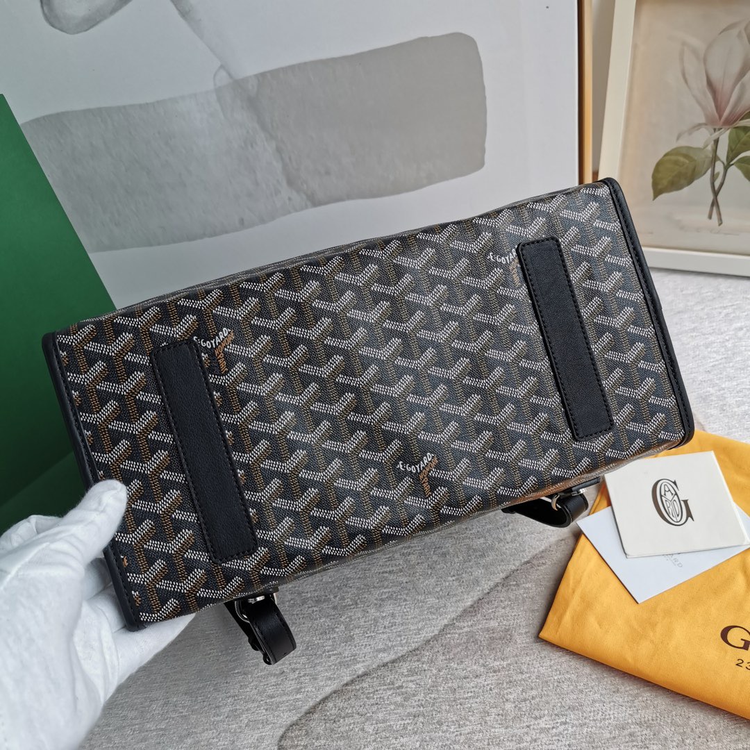 고야드 생레제르 백팩 블랙