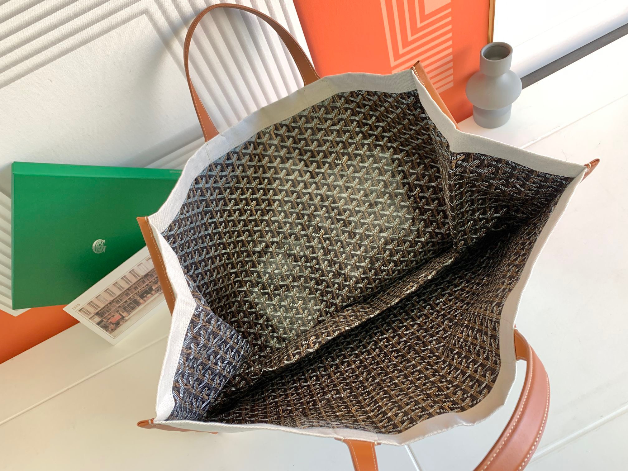 고야드 메디테라니안 리버시블백 블랙 탄