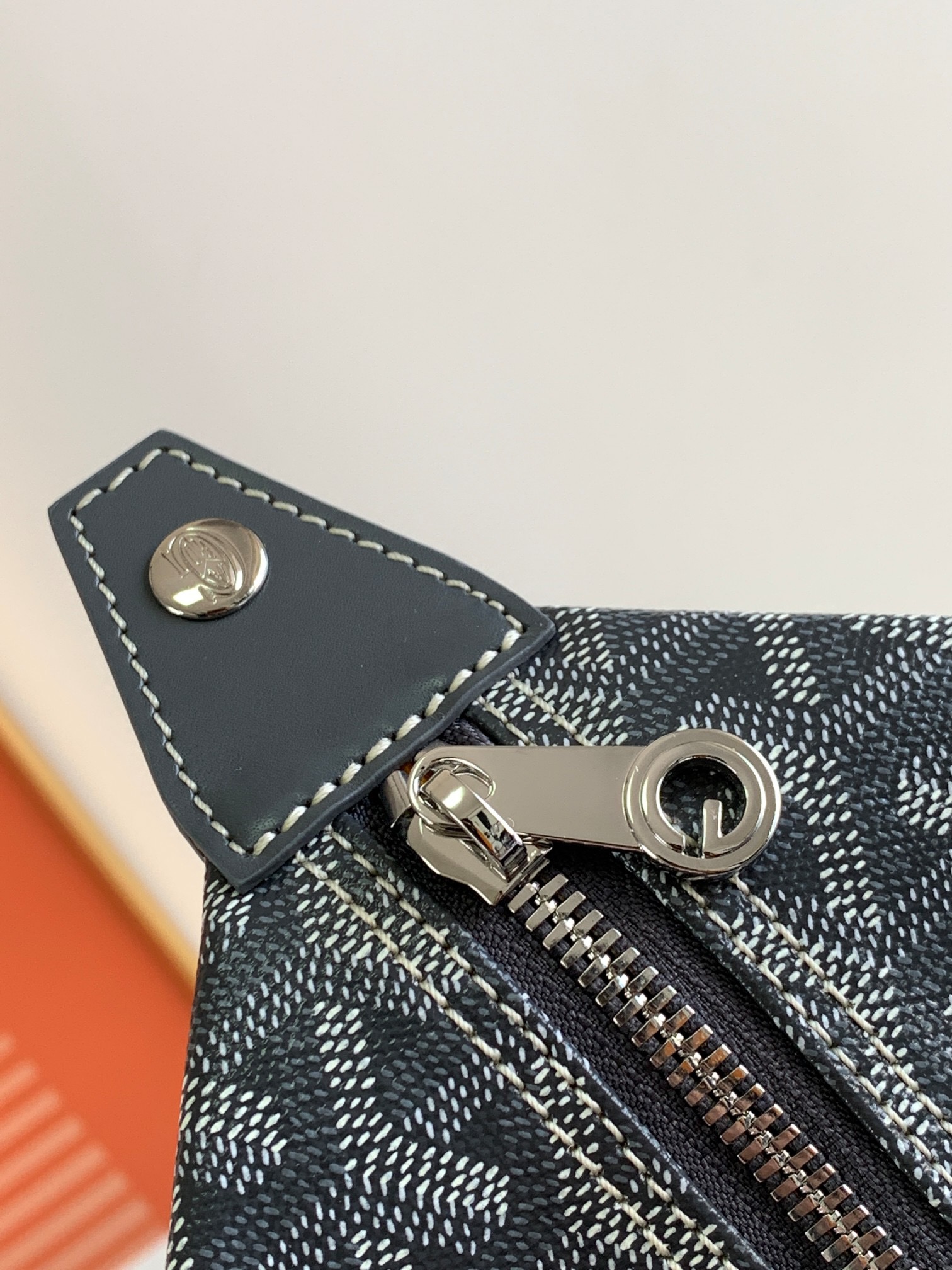 고야드 보잉 25 백 그레이