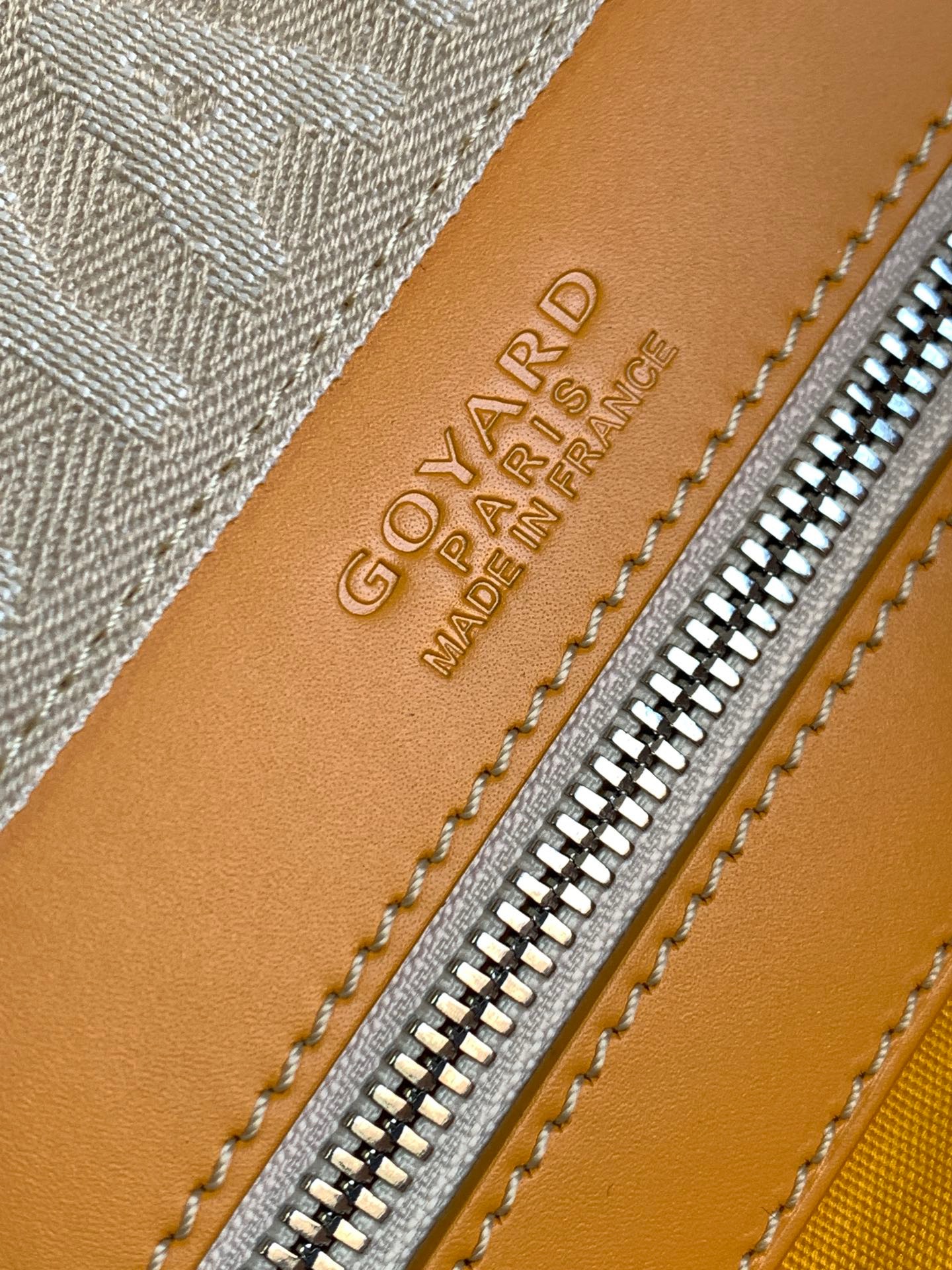 고야드 모노그램 트래블백 옐로우