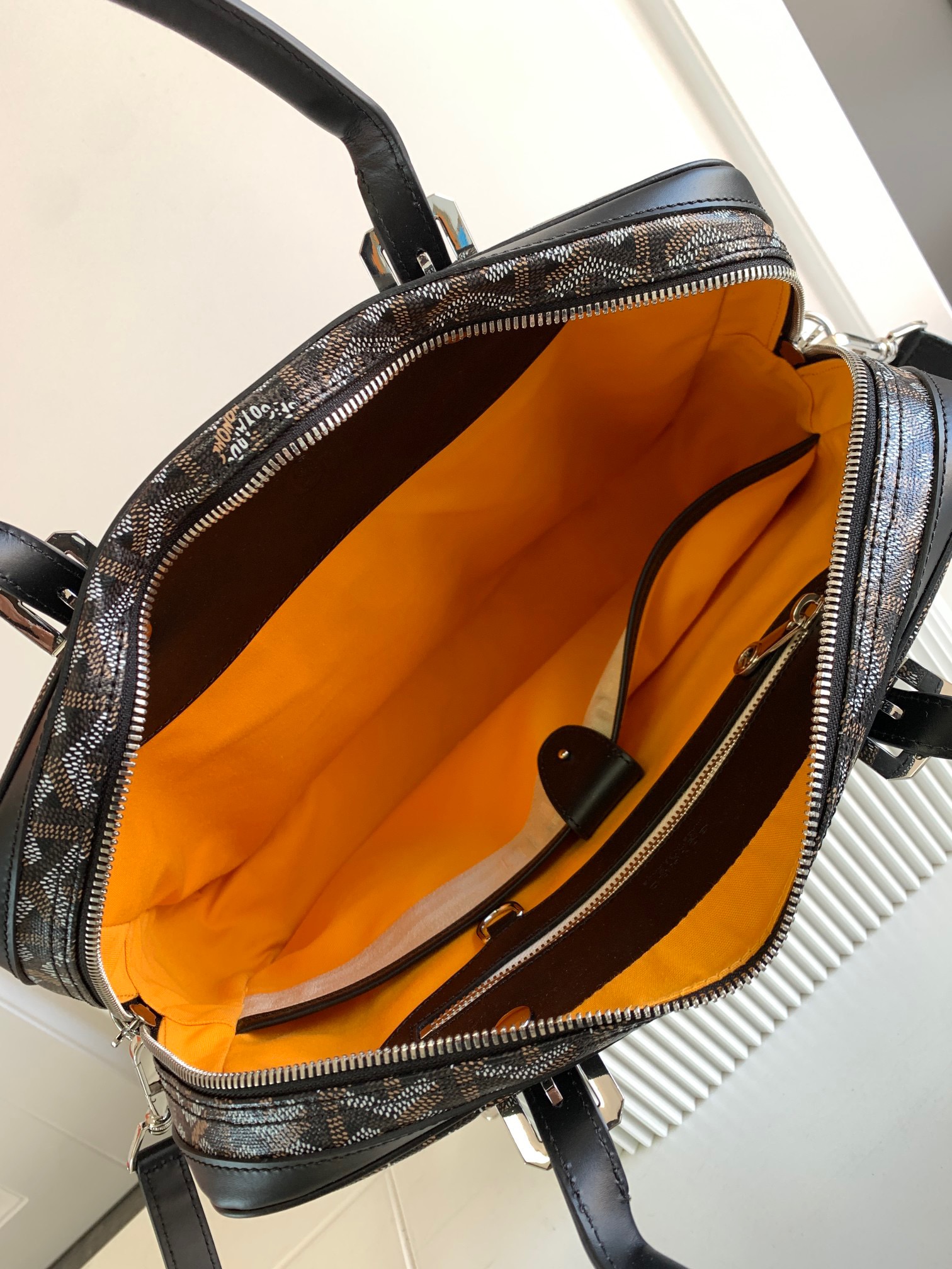 고야드 암바사드 토트백 블랙