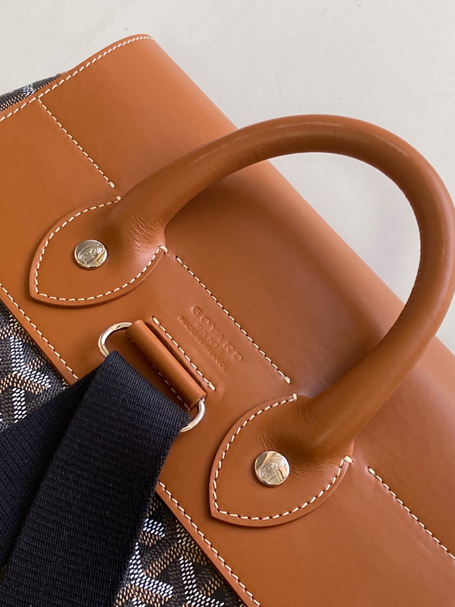 고야드 알핀 백팩 블랙 탄