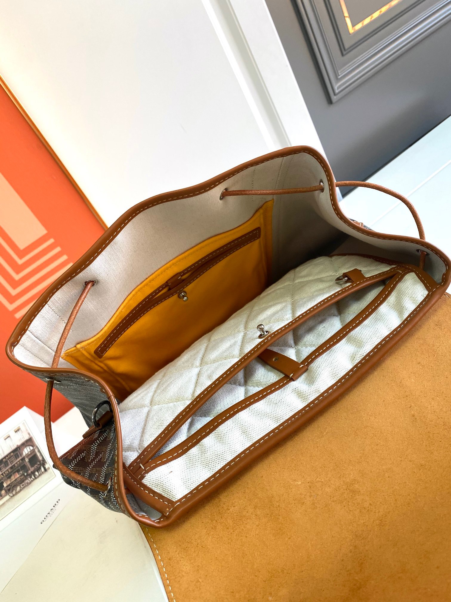 고야드 알핀 백팩 블랙 탄