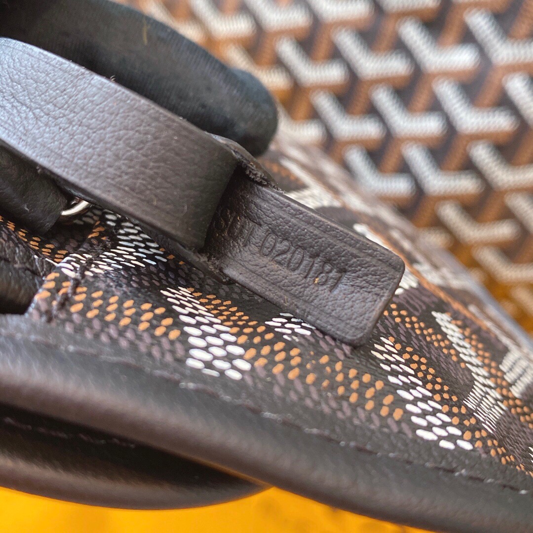 고야드 생루이 블랙 MM 47cm