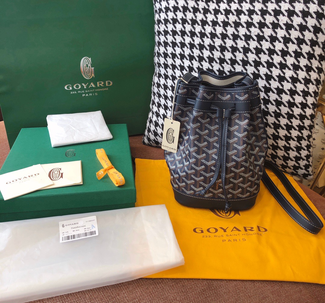 고야드 쁘띠플로 버킷백 블랙